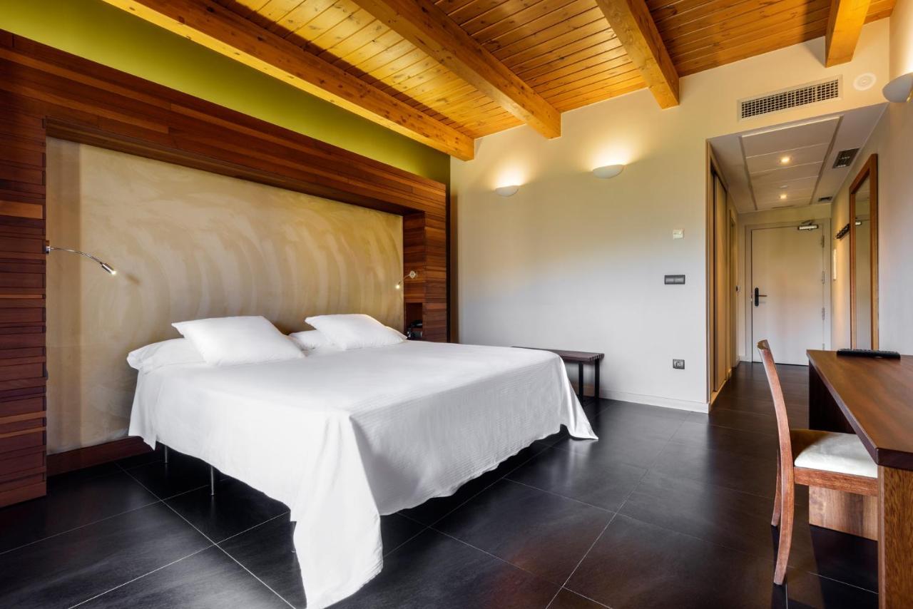 Hotel Spa Aguas De Los Mallos Murillo de Gállego Exteriör bild